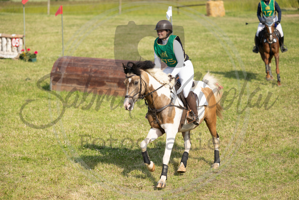 994A1734 | sabrinanicolaifotografie - Realisiert mit Pictrs.com