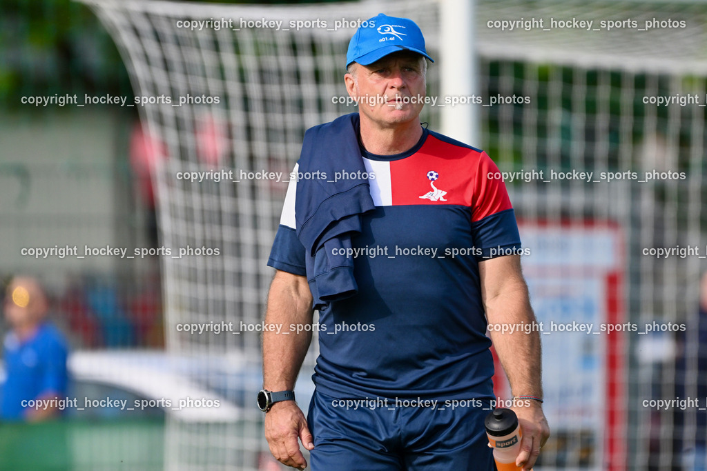 SAK vs. SK Treibach | Tormann Trainer SAK Johann Smrecnik, SAK vs. SK Treibach, SAK vs. SK Treibach am 29.05.2024 in Klagenfurt (Sportpark Welzenegg), Austria, (Photo by Bernd Stefan)