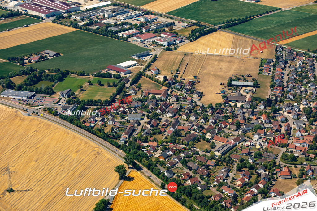 Die Luftaufnahme Herbertshofen - Meitingen wurde 2022 vom Flugzeug aus (keine Drohne) erstellt. Hohe Auflösung -für große Poster und Wandbilder geeignet - Garantiert!