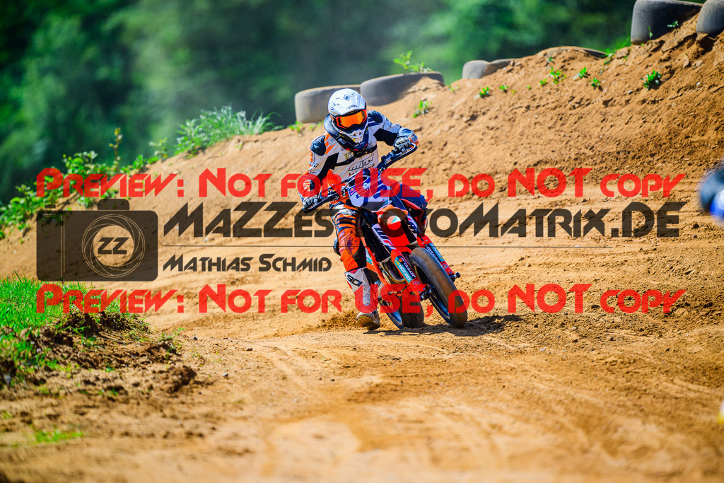 MaZZes_FotoMatrix_240511_6007705_2190 | UE40