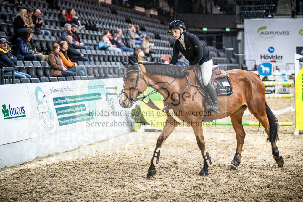 DOS_1181 | Entdecke hochwertige Reitturnierfotos von Foto Oger. Professionell, emotional und authentisch – jetzt Lieblingsmomente im Shop bestellen.Deutschlandweite Turnierfotografie. - Realisiert mit Pictrs.com