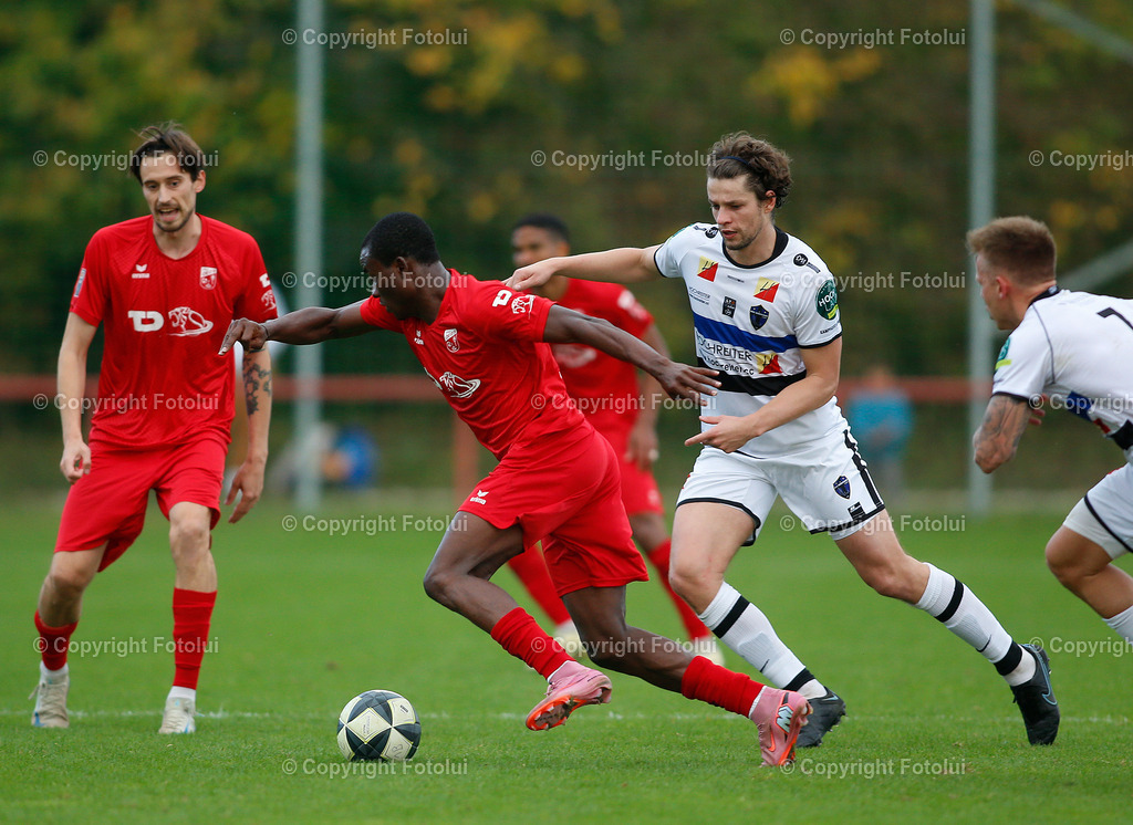 A_LUI_110925_34 | SPORT,FUSSBALL,LT1 OOE LIGA ASKOE OEDT 1B -SV BAD LEONFELDEN 11.10.2025 IM BILD:ADAMSON SHARAFA   (OEDT1B) UND STEPAN KRUNERT (LEONFELDEN) FOTO:FOTOLUI