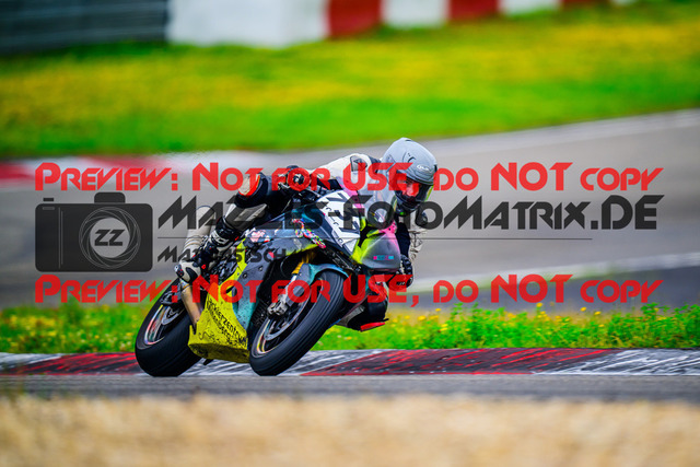 MaZZes_FotoMatrix_240804_6007705_1589 | Fotograf Mathias Schmid
Sportfotograf,
Eventfotograf,
Hochzeitsfotograf,
Portraitfotograf