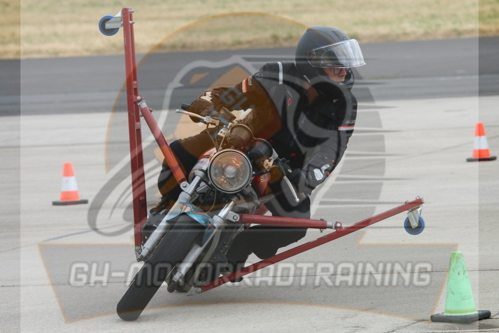 IMG_3368 | gh-motorradtraining-foto.de - Realisiert mit Pictrs.com