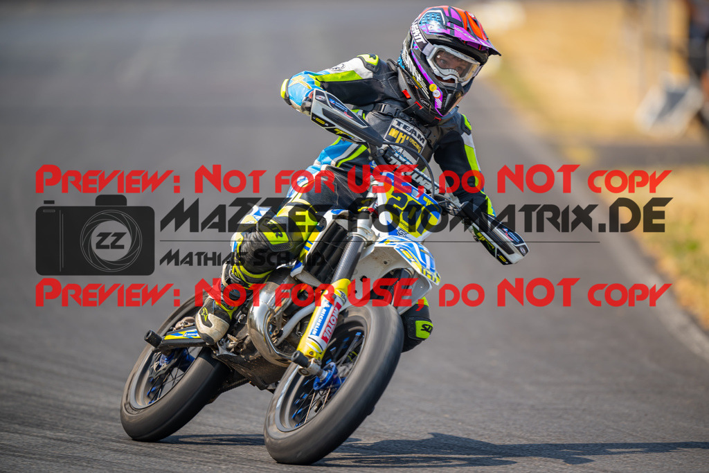 MaZZes-Fotomatrix-20260816-615267 | ROOKIES