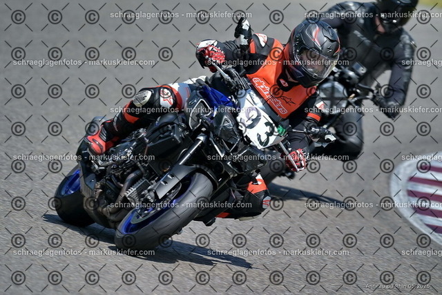 26BT02-1778 | markuskiefer.com - Realisiert mit Pictrs.com