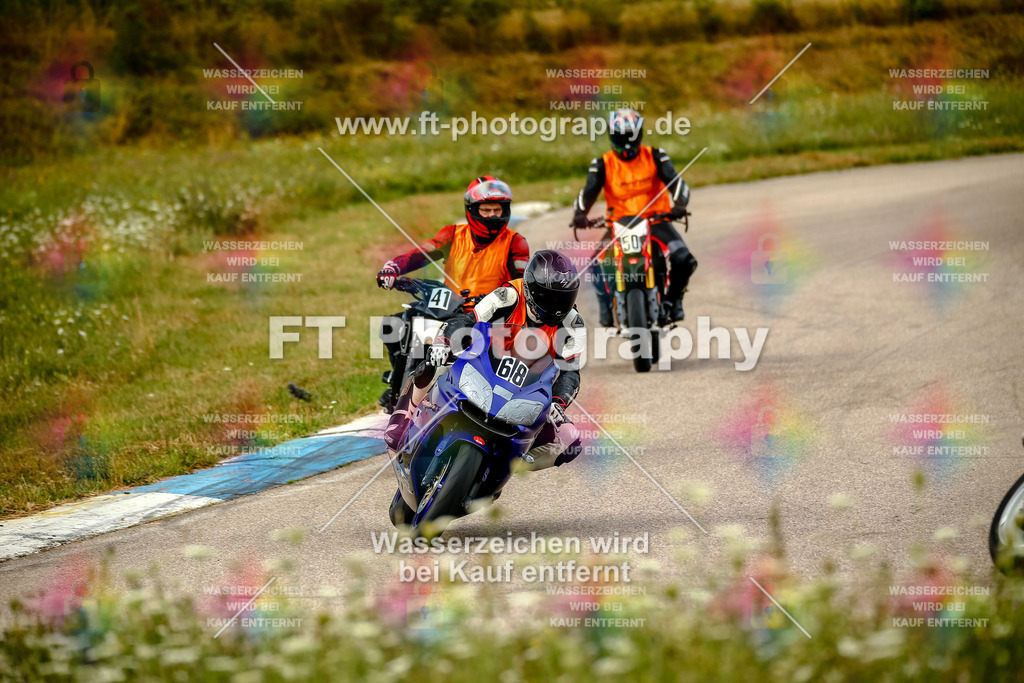 Chambley Juli-0839 | Hier findet Ihr Bilder von Touristenfahrten auf der Nürburgring Nordschleife oder von anderen Veranstaltungen die ich besucht habe. Viel Spass beim Durch Schauen 