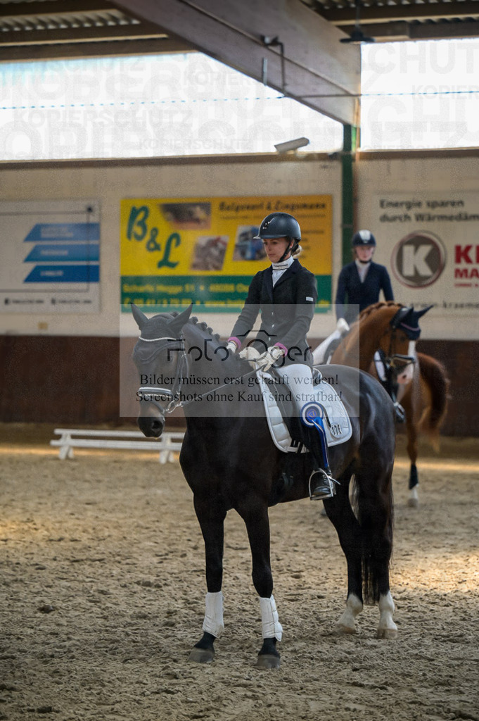 Reitturnier Voxtrup | Entdecke hochwertige Reitturnierfotos von Foto Oger. Professionell, emotional und authentisch – jetzt Lieblingsmomente im Shop bestellen.Deutschlandweite Turnierfotografie. - Realisiert mit Pictrs.com