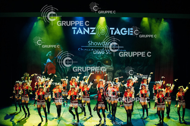 TANZTage25_031617293416569PK_SVS | TANZtage 2025 Duisburg  - Photo by Gruppe C Photography - Realisiert mit Pictrs.com