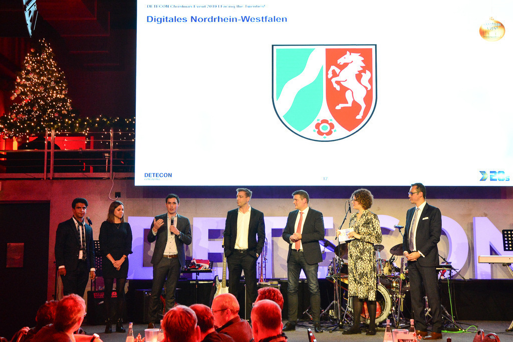 125Detecon_Weihnachtsfeier2019_Foto_SWernz_SSW_2004 | Fotograf Köln - Realisiert mit Pictrs.com
