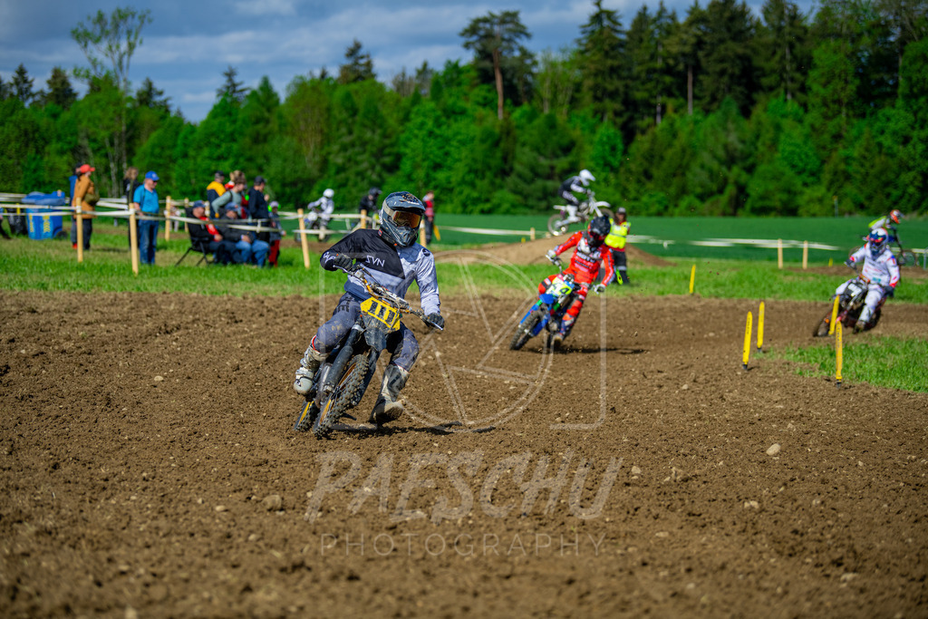 Mo (57) | Paeschuphoto Shop - Wer nicht sucht der auch nicht findet.Ob Motocrossbilder oder von einem besuchtem Spiel, Hauptsache Action. - Realisiert mit Pictrs.com