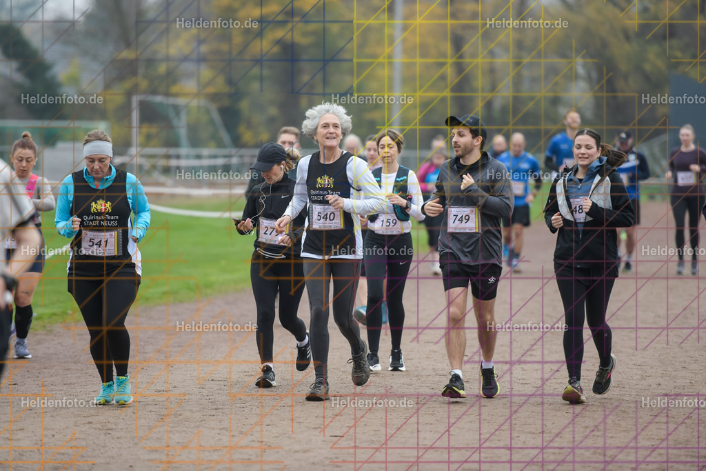 Neusser Erftlauf 2025  | 15km Neusser Erftlauf 2025 Foto: Heldenfoto.de