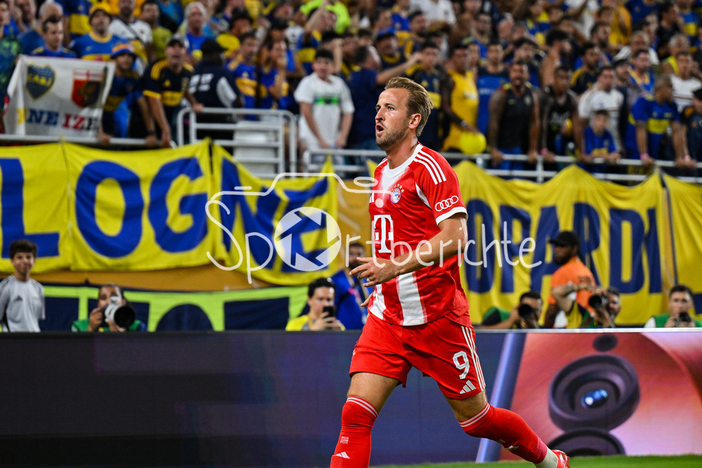 FC Bayern München - Boca Juniors | Jubel der Bayern nach dem Treffer zum 1-0 durch Harry KANE (FC Bayern Muenchen 9) / Tor / Torschuetze / Freude / Happy / FIFA Club World Cup: FC Bayern Muenchen - Boca Juniors, Hard Rock Stadium am 20.06.2025 / NOT FOR SALE IN USA