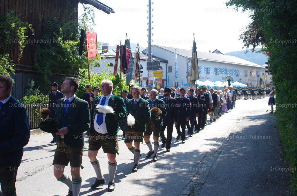 IMGP4048 | fotografiert von Axel PollmannLeonhardi Wallfahrt Benediktbeuern und Murnau, Fronleichnam, Fasching, Landschaft im Loisachtal und Benediktbeuern  - Realisiert mit Pictrs.com