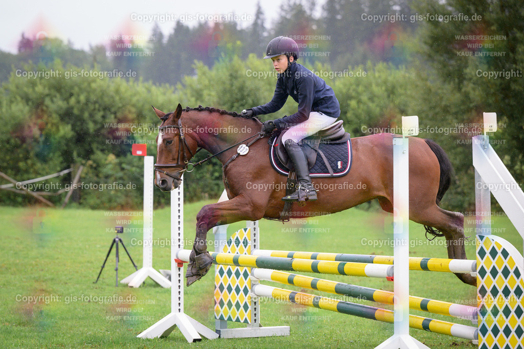 137_Pankratz_Laura_FS-Dolittle_A1_Springen_250802_05 | gis-fotografie