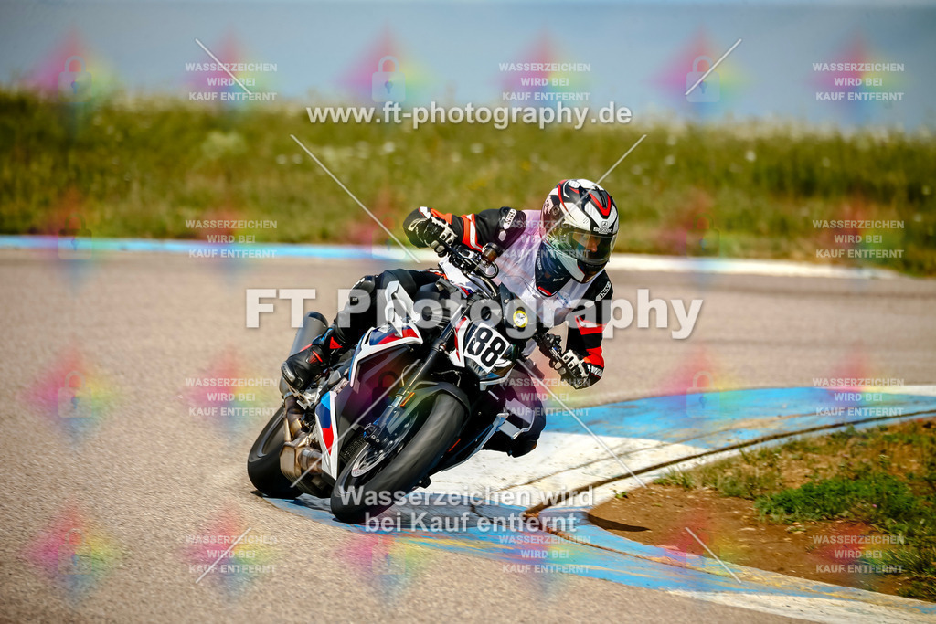 Chambley Juli-2897 | Hier findet Ihr Bilder von Touristenfahrten auf der Nürburgring Nordschleife oder von anderen Veranstaltungen die ich besucht habe. Viel Spass beim Durch Schauen 