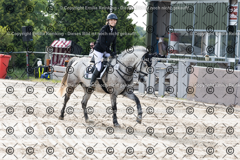 CL5A1693 | Emilia Reinking Fotografie - Realisiert mit Pictrs.com