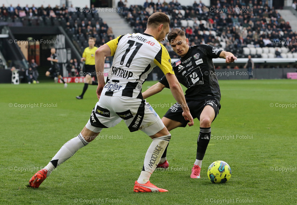 A_LUI_02042025_16 | SPORT FUSS OEFB-CUP HALBFINALE LASK -WAC 02.04.2025 IM BILD:ADIS JASIC (WAC) UND MAXIMILLIAN ENTRUP  (LASK) FOTO:FOTOLUI/MW
