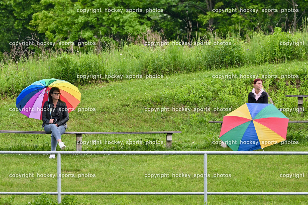 ASKÖ Köttmannsdorf vs. SV Dellach Gail | Besucher Sportplatz Köttmannsdorf, ASKÖ Köttmannsdorf vs. SV Dellach Gail, ASKÖ Köttmannsdorf vs. SV Dellach Gail am 15.05.2024 in Köttmannsdorf (Sportplatz Köttmannsdorf), Austria, (Photo by Bernd Stefan)