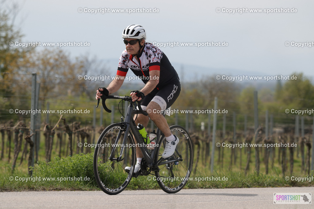 368A5752 | Neusiedlersee Radmarathon 2026@sportshot_your_pictrs #yourpictures#roadtowm2029 #nrm #neusiedlerseeradmarathon #neusiedlersee #neusiedlerseetourismus #burgenland #mörbisch #nrm26 #burgenlandtourismus #voglundco #poweredbyburgenlandtourismus #radsport #rad #marathon #ucigranfondo #visitburgenland #ucigranfondoworldseries