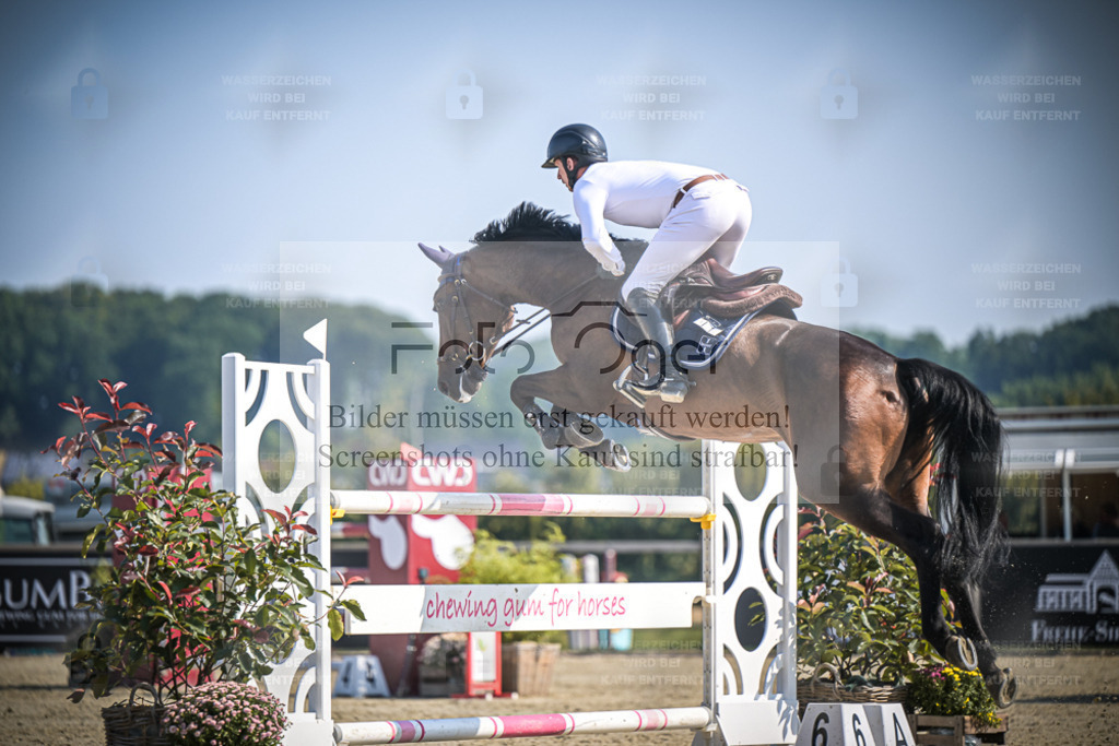 DOS_2058 | Entdecke hochwertige Reitturnierfotos von Foto Oger. Professionell, emotional und authentisch – jetzt Lieblingsmomente im Shop bestellen. - Realisiert mit Pictrs.com