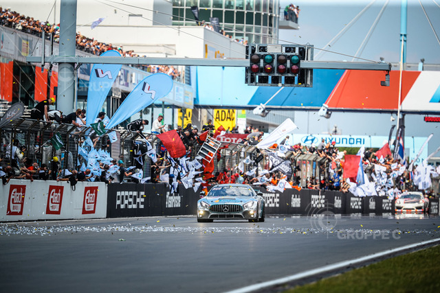 24hNbr19_0217490BK_ES | 24h Nürburgring 2019 - ADAC TOTAL 24-Rennen - Foto: Gruppe C Photography; #70 Mercedes-AMG GT4, Black Falcon Team Identica: Mustafa Mehmet Kaya, Yannick Mettler, Tobias Mueller, Tristan Viidas - Realisiert mit Pictrs.com