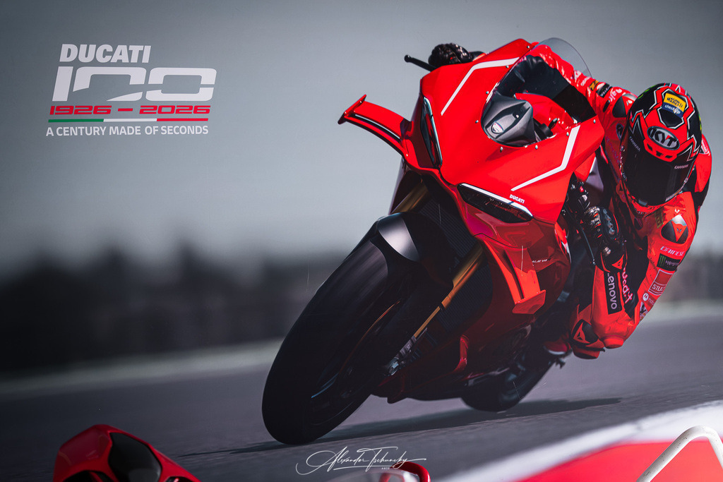 Ducati Trackday Hockenheimring 2026 | Entdecken Sie die faszinierende Welt von Alexander Tschuncky Arts: Kreative Fotografie, atemberaubende Automobilkunst und hochwertiger Bilderdruck. Lassen Sie sich inspirieren! - Realisiert mit Pictrs.com