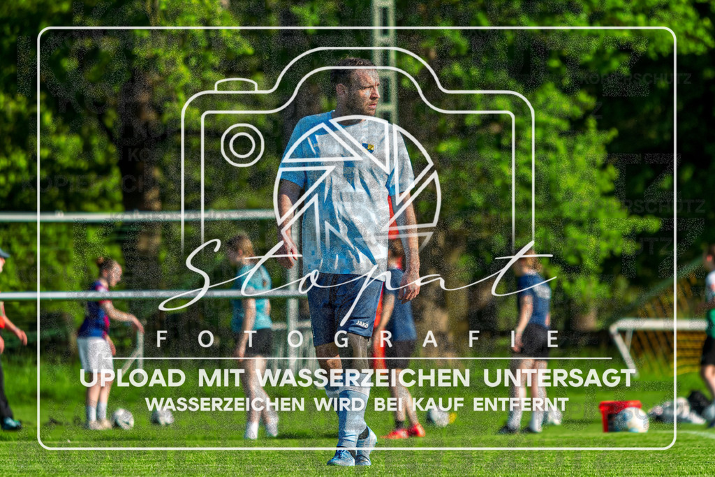 3. Kreisklasse Herren HK - FG Fulde-Stellichte II vs. SV Veersetal II | SV Veersetal II; 3. Kreisklasse Herren HK - FG Fulde-Stellichte II vs. SV Veersetal II am 22.05.26 in Zentralstadion, Fulde - Realisiert mit Pictrs.com