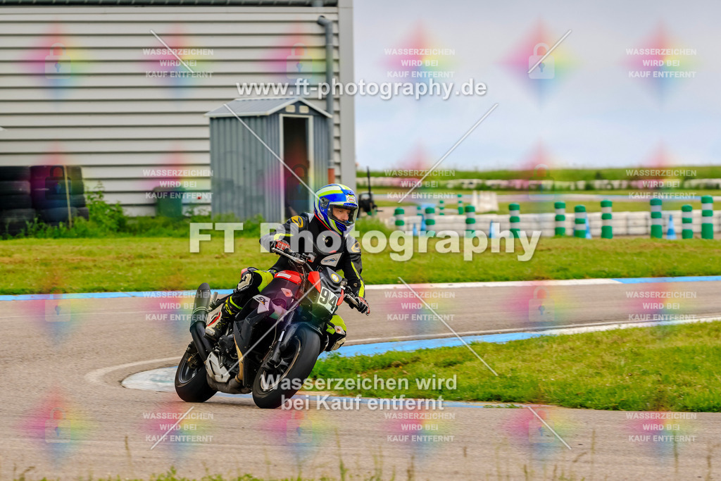 MotoTeam-8083 | Hier findet Ihr Bilder von Touristenfahrten auf der Nürburgring Nordschleife oder von anderen Veranstaltungen die ich besucht habe. Viel Spass beim Durch Schauen 