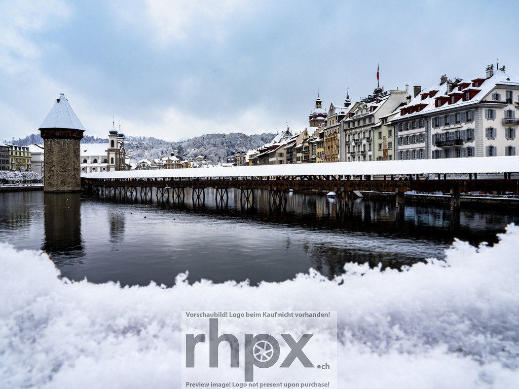 Winter Impressionen Januar 2026 | Stimmungsvolle Fotokunst aus Luzern. Erlebe den Pilatus, den See und die Stadt Luzern in exklusiven Aufnahmen in der Fotogalerie & Shop. - Realisiert mit Pictrs.com