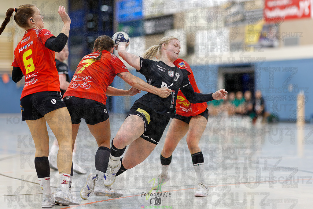 Frauen Regionalliga (HHV); HSG Wettenberg - HSG Twistetal | Frauen Regionalliga (HHV); HSG Wettenberg - HSG Twistetal am 08.11.2025 in Launsbach (Wettenberg) (Halle GS Launsbach (Wettenberg))Photo © 2025 - Jörg Heinrich - Realisiert mit Pictrs.com