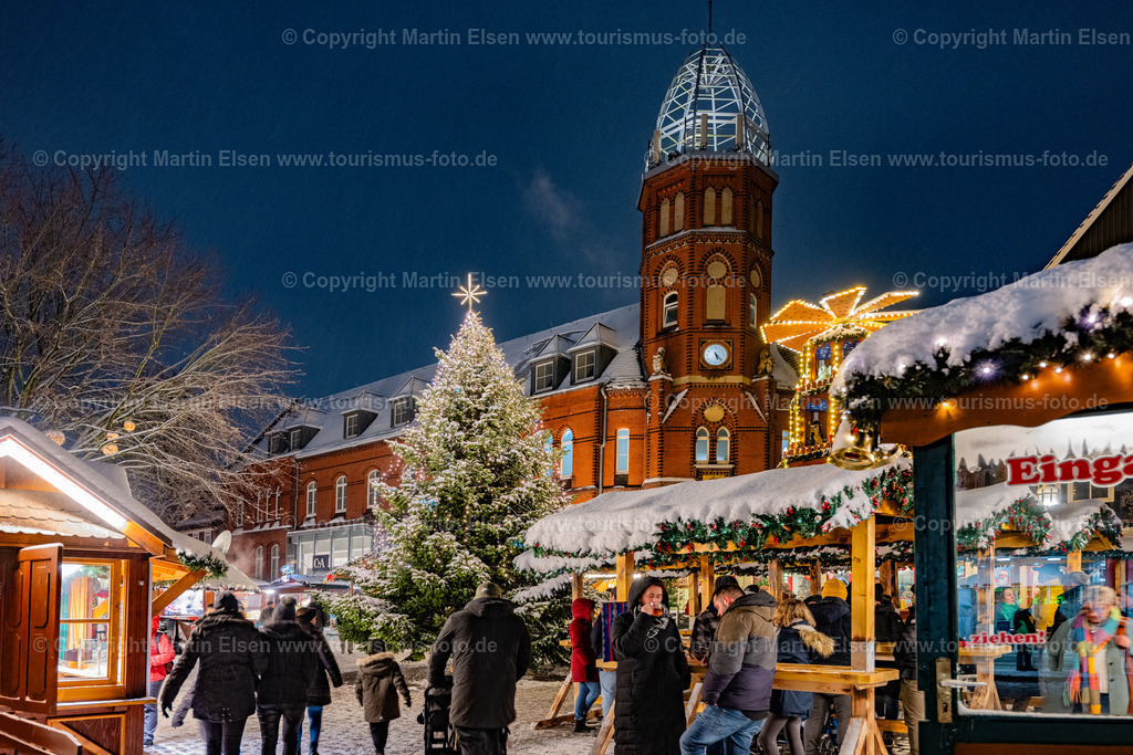 Stade Weihnachtsmarkt Pferdemarkt Schnee Winter_ELS_8438051223 | Stader Weihnachstmarkt - Realisiert mit Pictrs.com