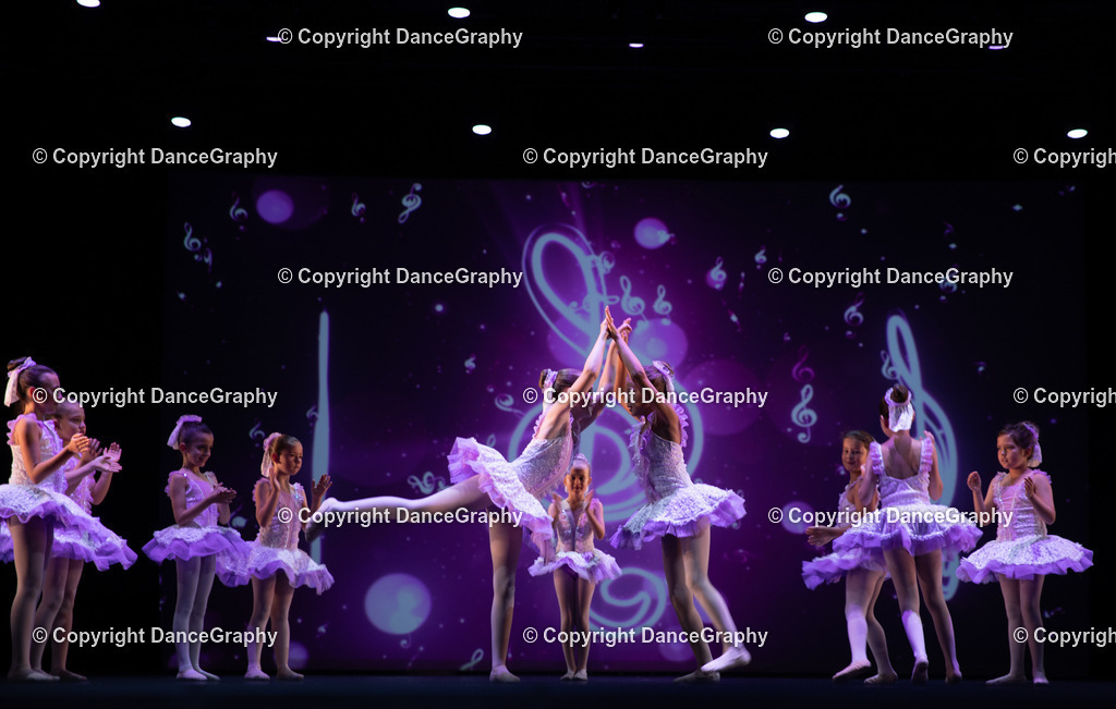 GPHY4847 | DanceGraphy - Realisiert mit Pictrs.com