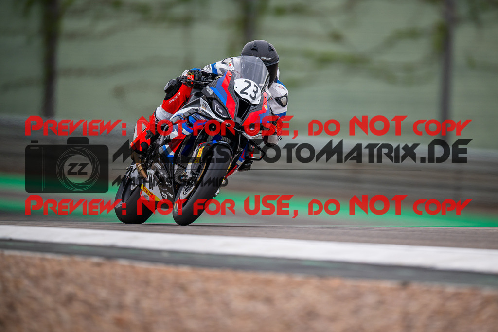 MaZZes_FotoMatrix_240503_6007705_3862 | STK1000