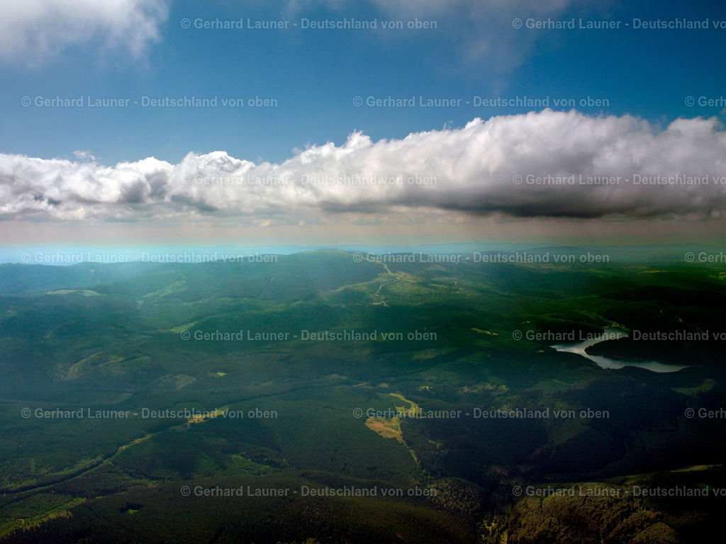 2406359 | Blick über die Eckertalsperre auf den Brocken, Nationalpark Harz