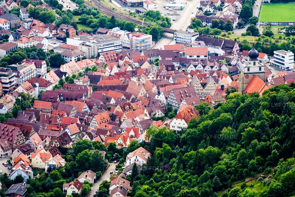 Luftbild: Altstadt in Herrenberg im Bundesland Baden-Württemberg in Deutschland. Foto: IMG_12244.jpg vom 02.08.2008 durch Werner Riehm/FLY-FOTO.de