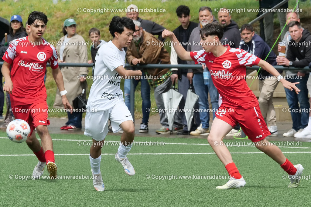 Fußball : C-Junioren : Aufstieg Regionalliga West : SUS 09 Dinslaken - Vfb 03 Hilden am 04.06.2026 in Dinslaken | Fußball : C-Junioren : Aufstieg Regionalliga West : SUS 09 Dinslaken (rotr Trikots)- Vfb 03 Hilden (weiße Trikots) am 04.06.2026 in Dinslaken - Realisiert mit Pictrs.com