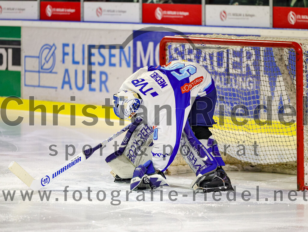 2026-01-23_064_TSV_Erding_gegen_SC_Riessersee | Erding, Deutschland, 23.01.2026:Eishockey, Oberliga Süd 2025 / 2026, 40. Spieltag, TSV Erding gegen SC Riessersee, Endergebnis: 6:5 n.V.Torwart Andreas Mechel (SC Riessersee, #50)Foto: Christian Riedel / fotografie-riedel.net
