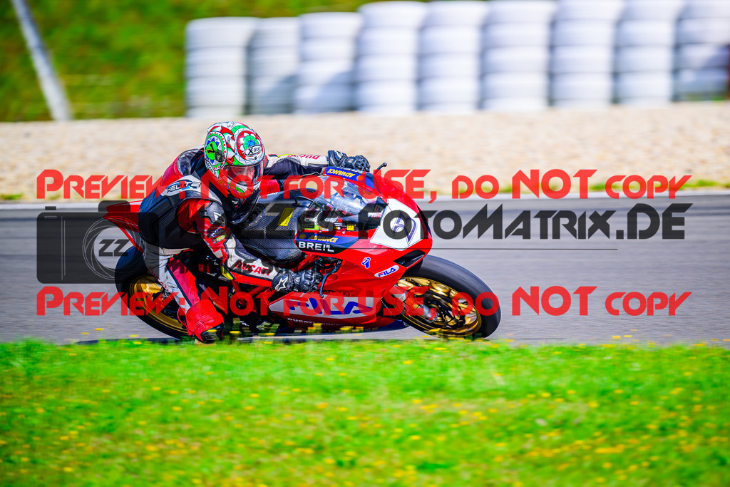 MaZZes_FotoMatrix_240910_6007705_8076 | GELB