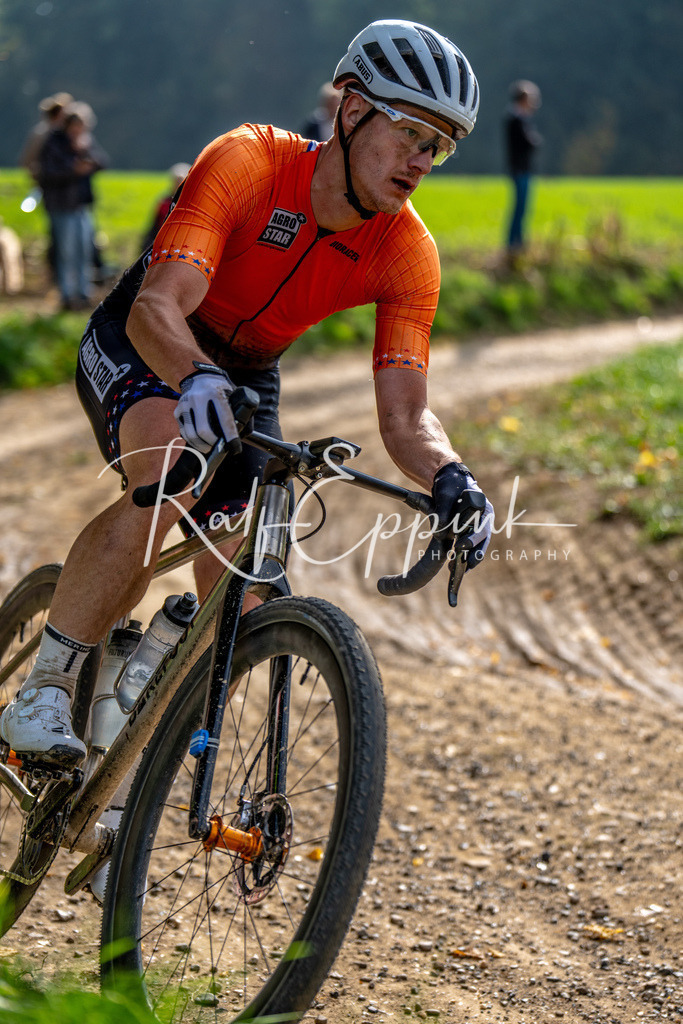 Ralf Eppink Photography 20251012_DSC05020 | Sportfotografie, Eventfotografie, Porträtfotografie, Radsport Fotograf, Triathlon Fotograf, Düsseldorf Fotograf, Köln Fotograf, Actionfotografie, Teamfotografie, Peoplefotografie, Business Portraits, Veranstaltungsfotografie, Reportagefotografie - Realisiert mit Pictrs.com