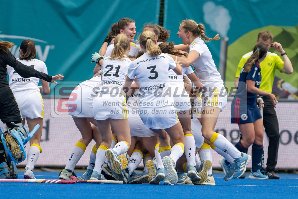 Final4_20250531-1316-Z09_2645 | Krefeld, Deutschland, 31.05.2025:  Feldhockey Final4 2025 – „Deutsche Feldhockey-Meisterschaften 2025“ im Gerd-Wellen-Hockeyanlage am 31.05.2025 in Krefeld, Deutschland. (Foto von Kramhöller/Fehrmann/Kaste)Krefeld, Germany, 31.05.2025: Feldhockey Final4 2025 – „Deutsche Feldhockey-Meisterschaften 2025“ in Gerd-Wellen-Hockeyanlage at 31.05.2025 in Krefeld, Deutschland. (Foto from Kramhöller/Fehrmann/Kaste)
