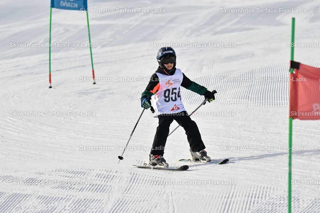 SRS_19.12.2025_0184 | SRS_19.12.2025_0184 - Realisiert mit Pictrs.com