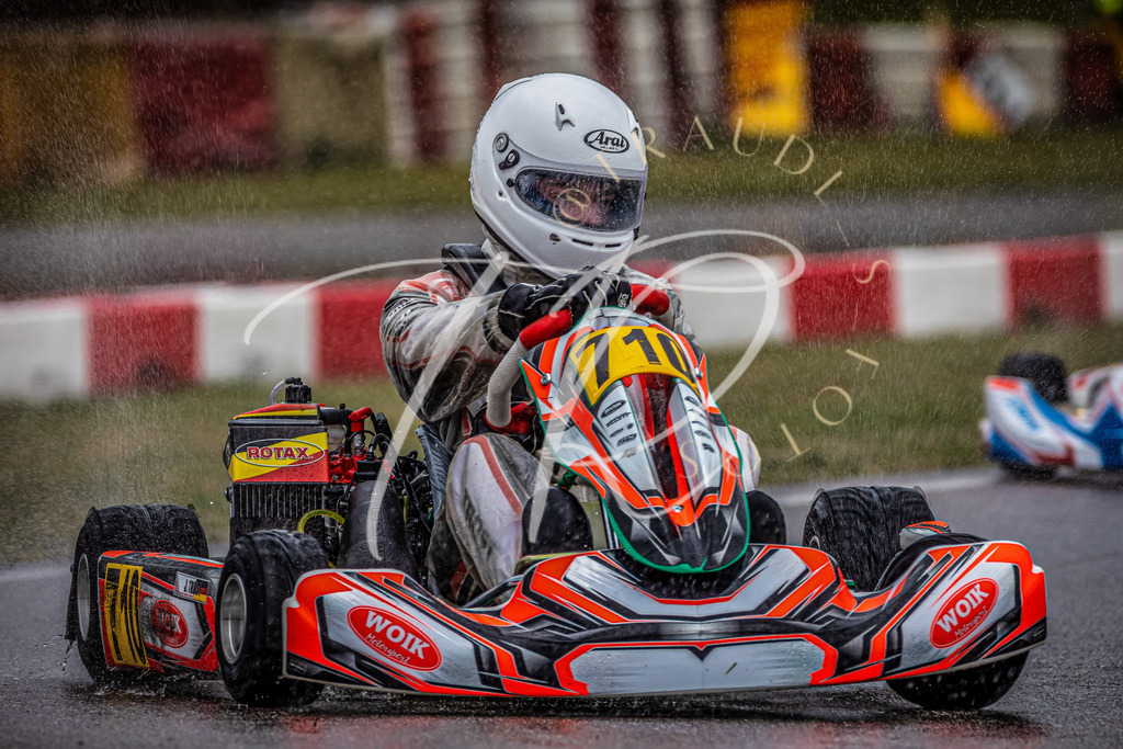 b30c8d008aa04bd183566092b81aa690 | traudl_s_fotos