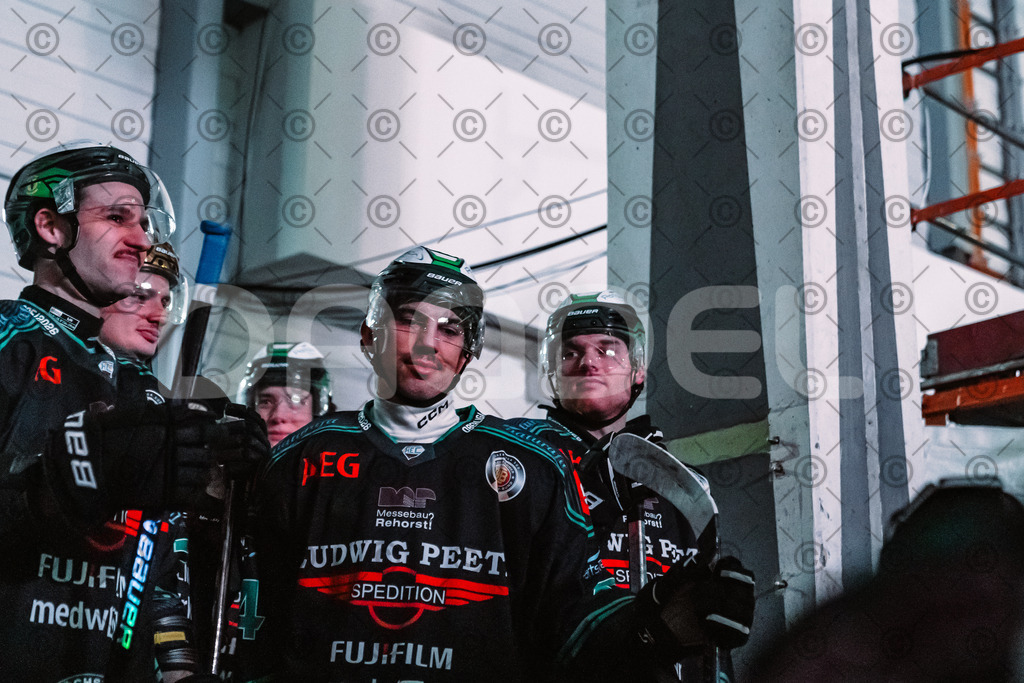 Alligators_vs_Toelz_18_11_2025-18 | Höchstadt Alligators Fotogalerie: Eishockey-Action aus Franken. Professionelle Spielfotos, Portraits & Stadionbilder zum Download. Jetzt entdecken! - Realisiert mit Pictrs.com
