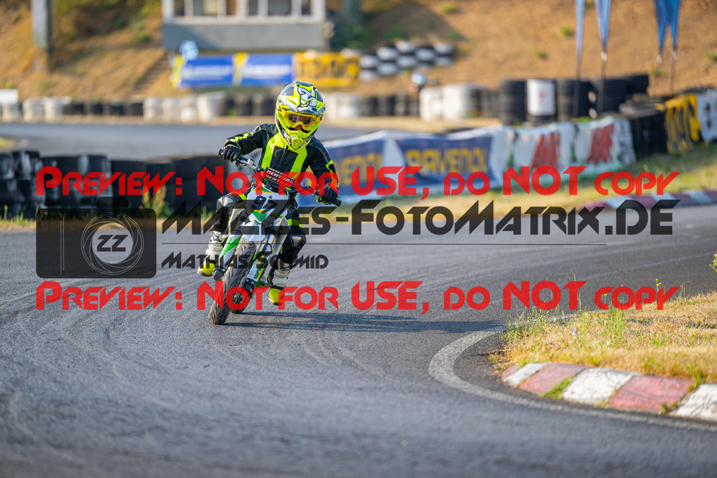 MaZZes-Fotomatrix-20260816-612443 | ROOKIES