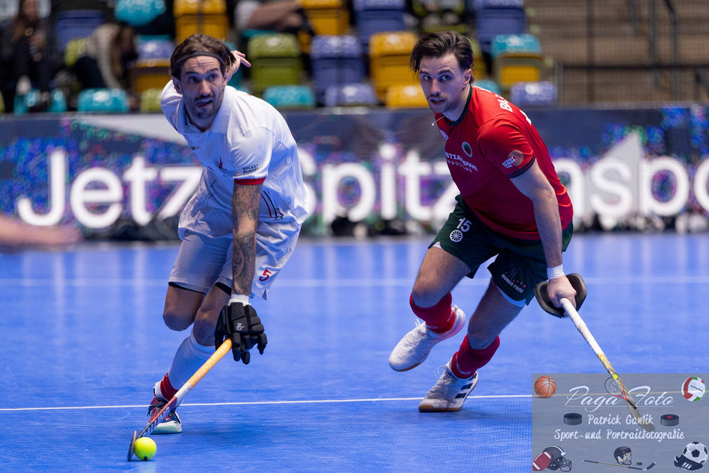 Volvo E.R.B. Final 4 Halbfinale Männer: TSV Mannheim Hockey - Crefelder HTC, 25.01.2025 | Manuel Prol (TSV Mannheim #5) & Lucas Bachmann (Crefelder HTC #15), TSV Mannheim Hockey - Crefelder HTC, Frankfurt, Süwag Arena, 25.1.2025 - Realisiert mit Pictrs.com