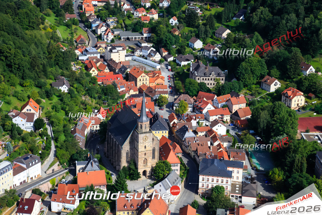 Luftbild von Kirche Kulmbach - Luftaufnahme wurde 2009 von https://frankenair.de mittels Flugzeug (keine Drohne) erstellt - die Geschenkidee