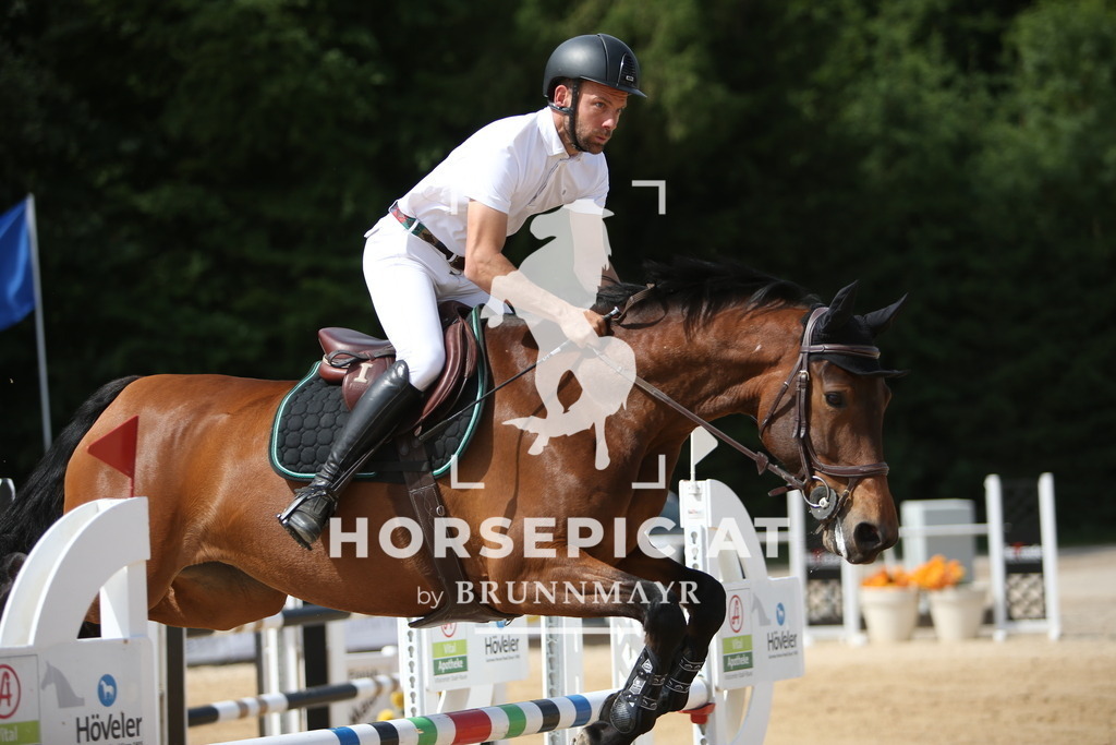 PP018090 | Willkommen bei Brunnmayr - Design & Fotografie – Ihrem Spezialisten für Reitturniere und Pferdeveranstaltungen in Oberösterreich, Salzburg und Bayern! Seit über 17 Jahren sind wir leidenschaftlich dabei.