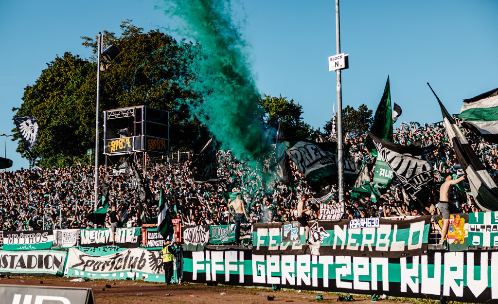 20250509-scp-bsc-0172 | Das ist die Fotodatenbank für authentische Sportfotografie aus Münster: Markus Paletta fotografiert Teams, Sportler:innen, Kinder, Events & Unternehmen. - Realisiert mit Pictrs.com
