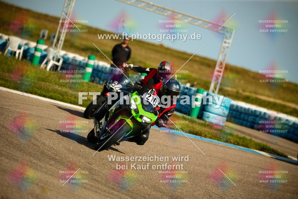 _MOT5579 | Hier findet Ihr Bilder von Touristenfahrten auf der Nürburgring Nordschleife oder von anderen Veranstaltungen die ich besucht habe. Viel Spass beim Durch Schauen 